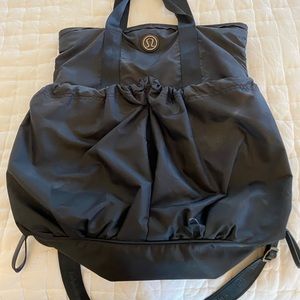 Lululemon yoga bag